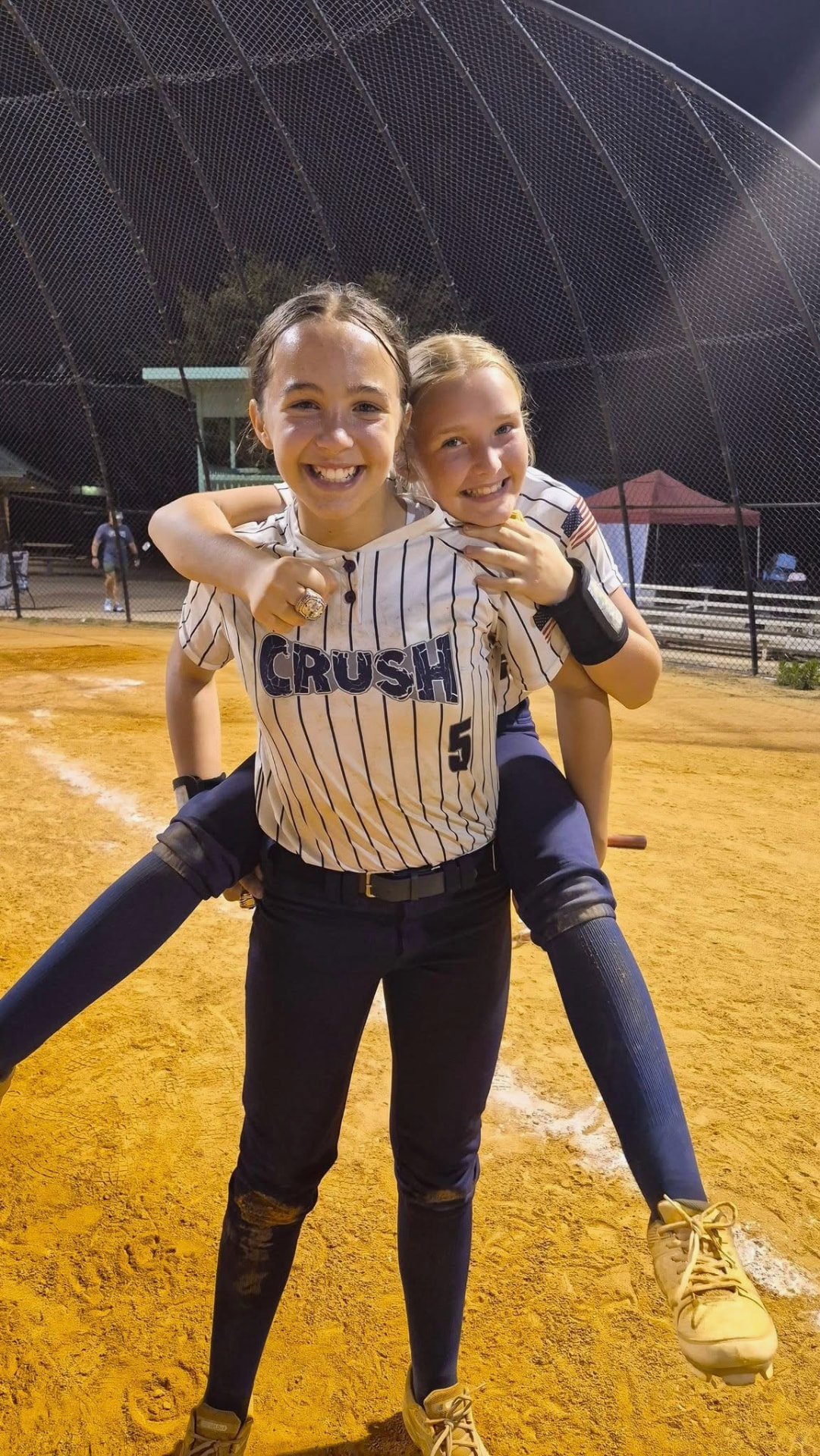 The Walk-Off — Elle Hits a Bomb